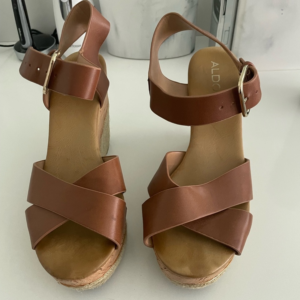 Aldo wedges like new